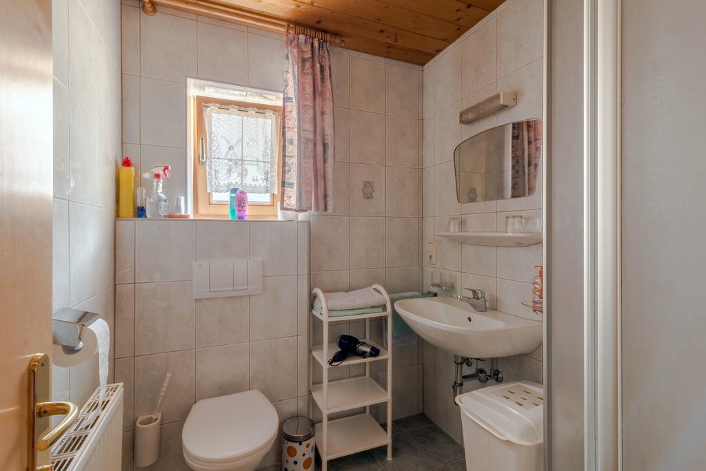 Haus Schimpfoessl Apartment Flirsch Exterior foto